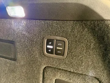 PORSCHE Cayenne S SportDesign AHK Luftfederung ACC