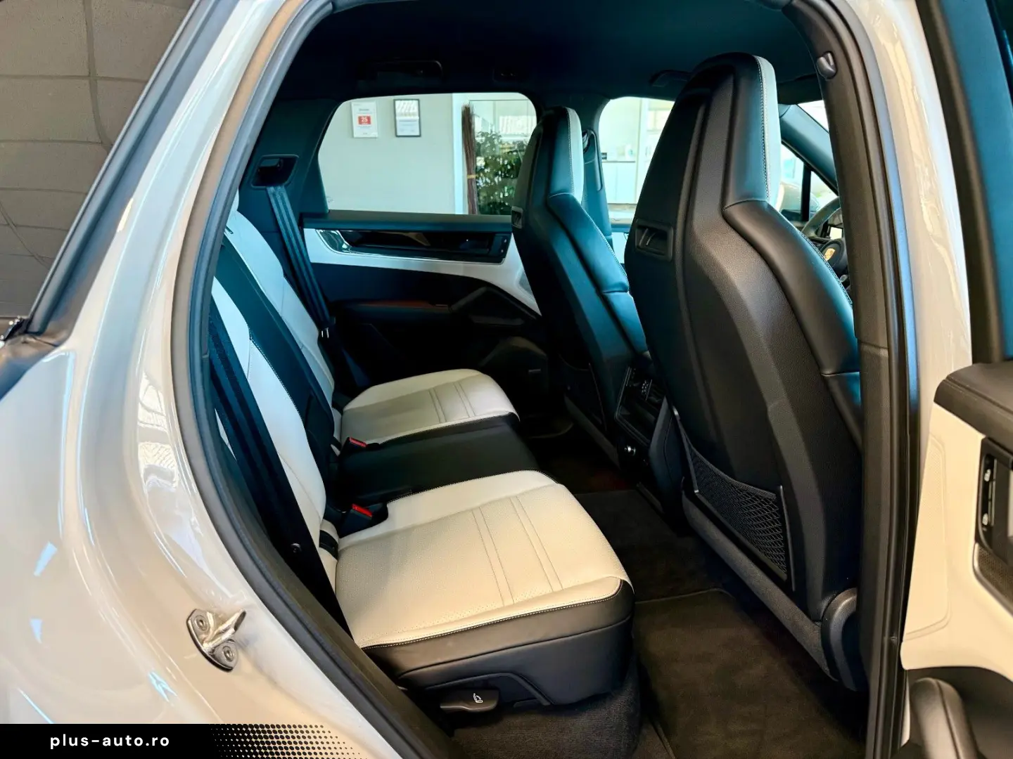 PORSCHE Cayenne S SportDesign AHK Luftfederung ACC