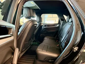 PORSCHE Cayenne V6 Panorama   BOSE   Matrix-LED