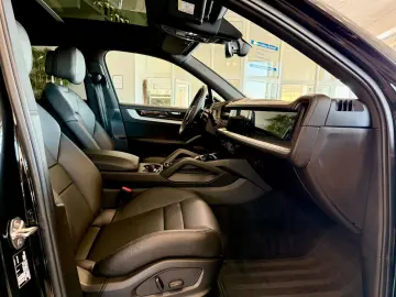 PORSCHE Cayenne V6 Panorama   BOSE   Matrix-LED