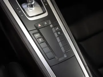 PORSCHE Cayman 718 Style Edition Navi 14-Wege Sportsitze