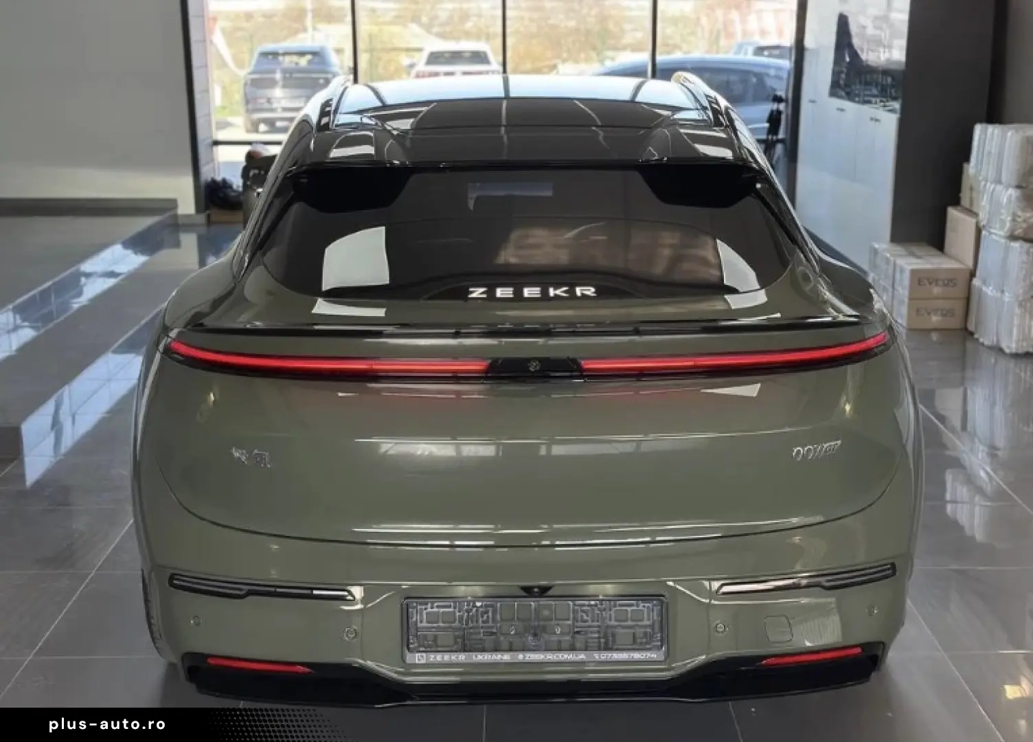 ZEEKR 007