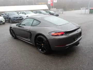 PORSCHE Cayman 718 Style Edition EXP € 59990.--