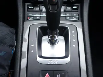 PORSCHE Cayman 718 Style Edition EXP € 59990.--