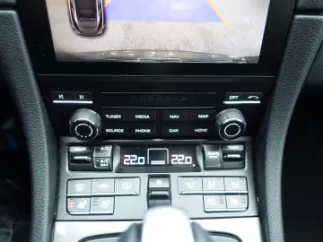 PORSCHE Cayman 718 Style Edition EXP € 59990.--