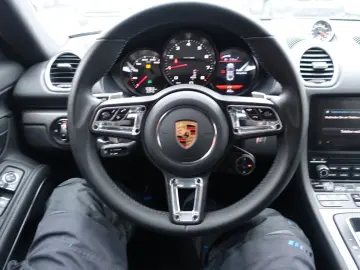 PORSCHE Cayman 718 Style Edition EXP € 59990.--