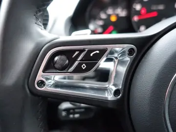 PORSCHE Cayman 718 Style Edition EXP € 59990.--