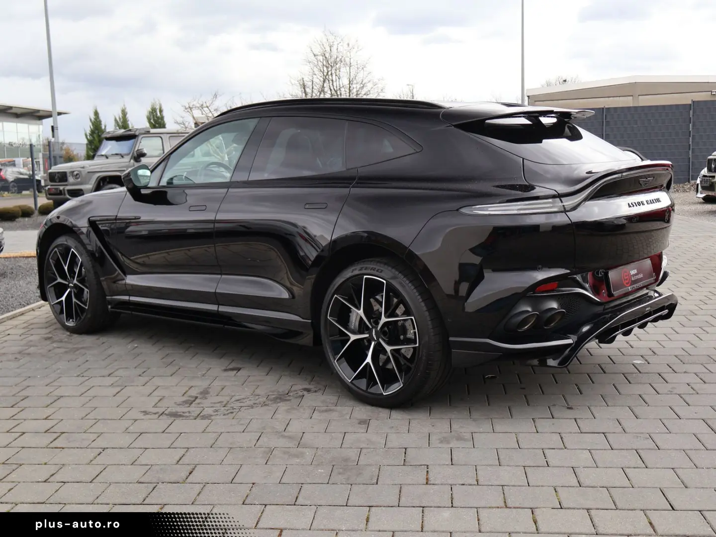 ASTON MARTIN DBX 707 FACELIFT