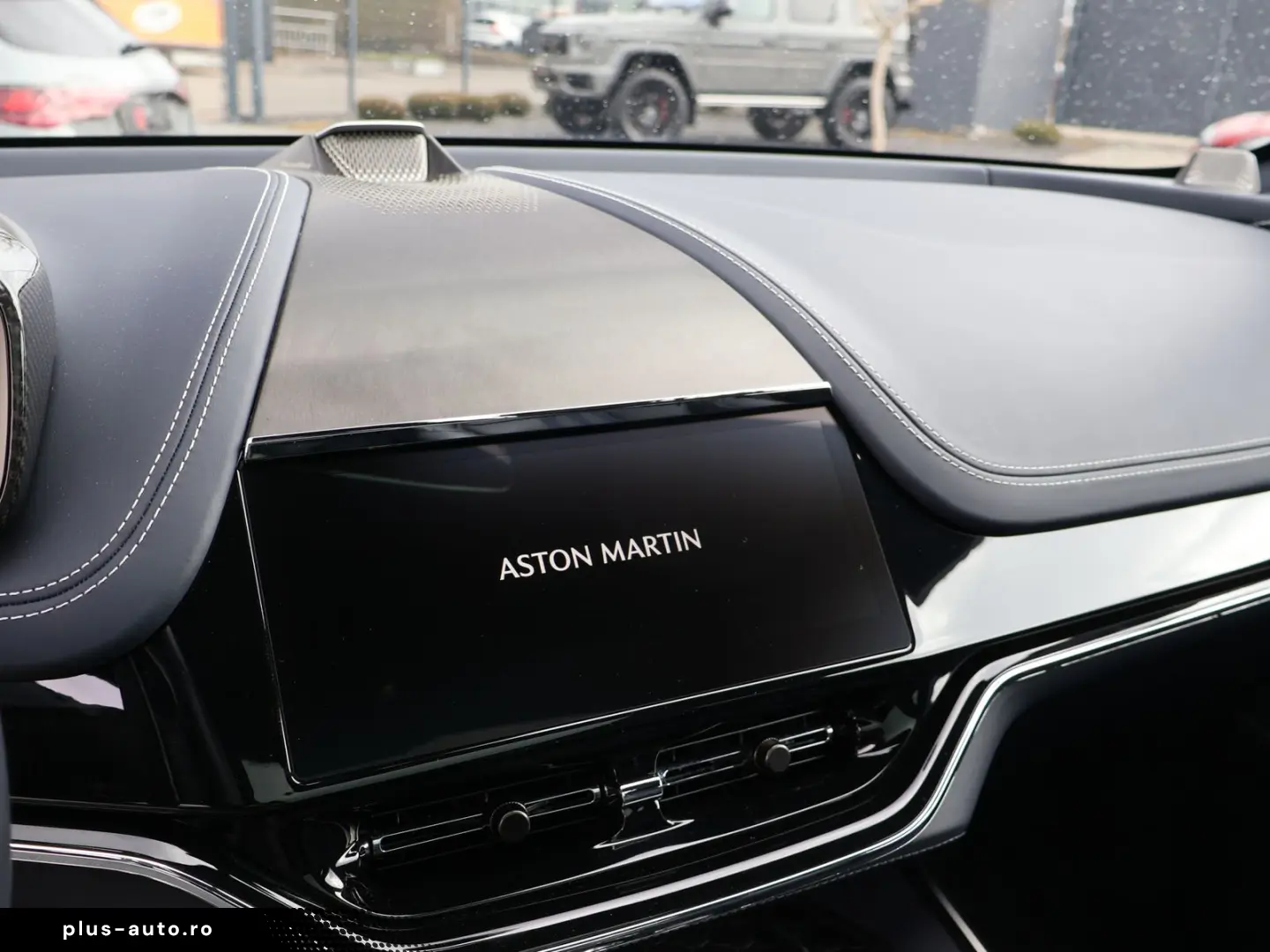 ASTON MARTIN DBX 707 FACELIFT