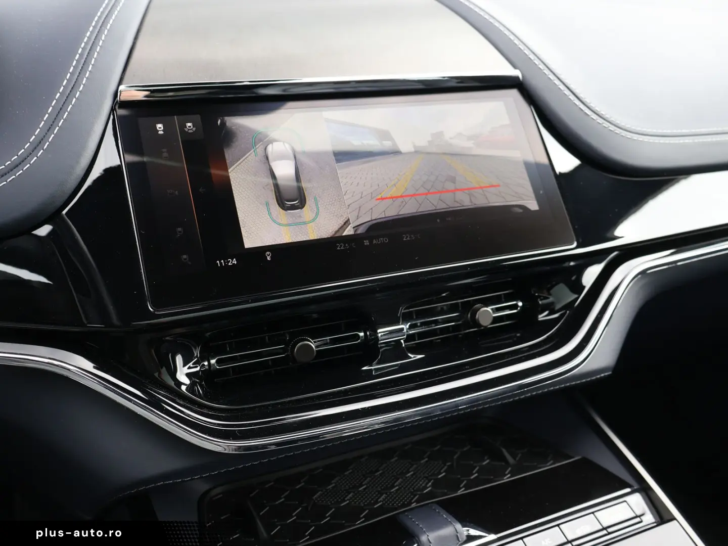 ASTON MARTIN DBX 707 FACELIFT