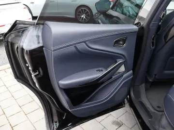 ASTON MARTIN DBX 707 FACELIFT