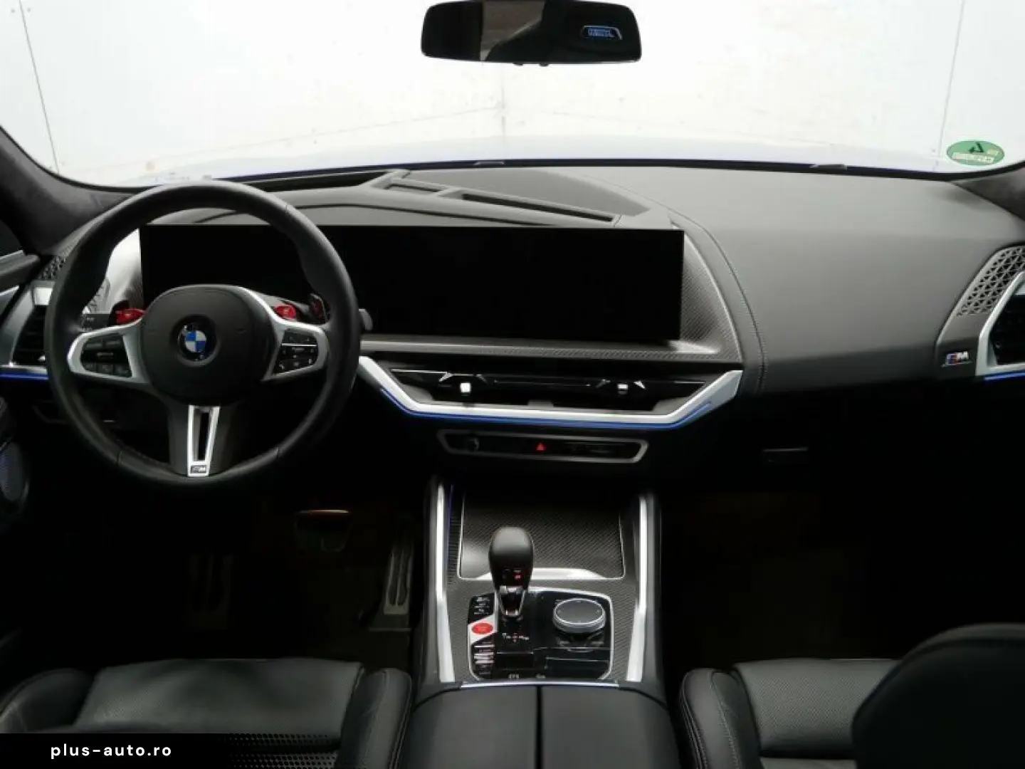 BMW XM 50e NP 152539.- AHK Massage ACC Park  B&W HuD