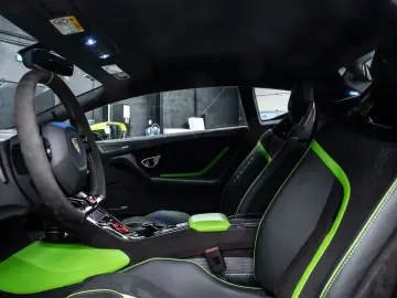 Lamborghini Huracán Tecnica V10 639PS Carbon