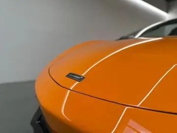 MCLAREN Artura Spider - McLaren Orange