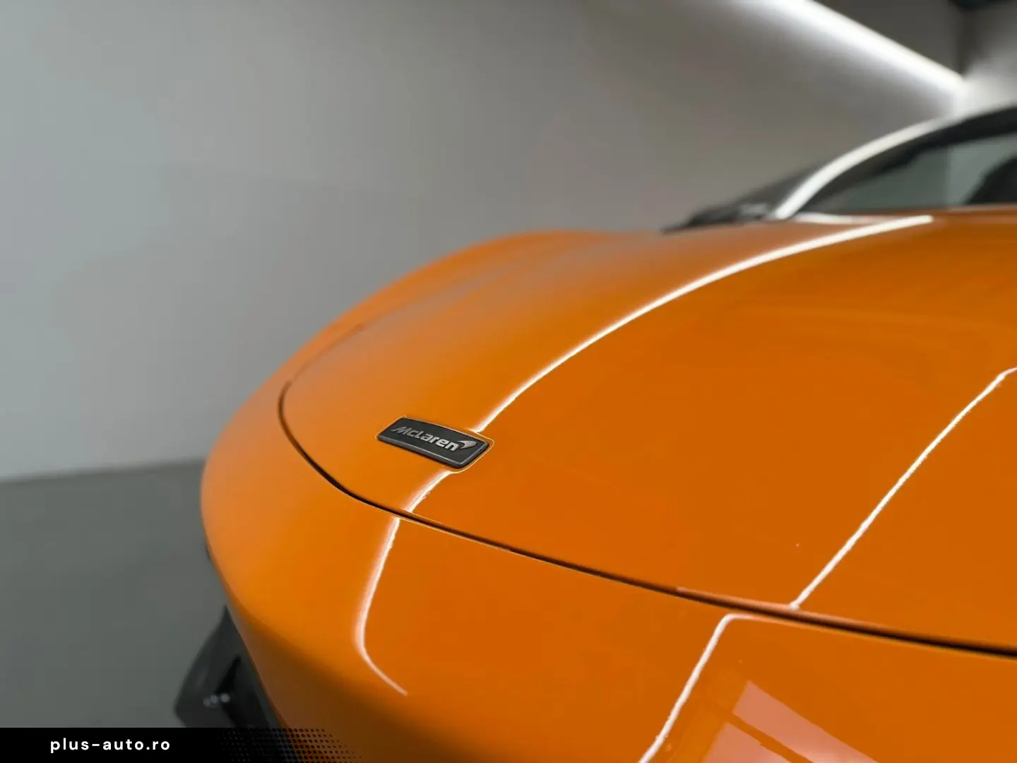 MCLAREN Artura Spider - McLaren Orange