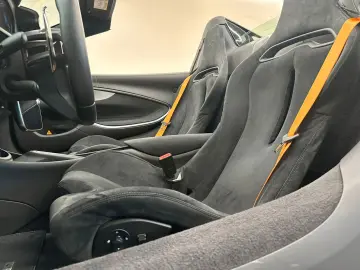 MCLAREN Artura Spider - McLaren Orange