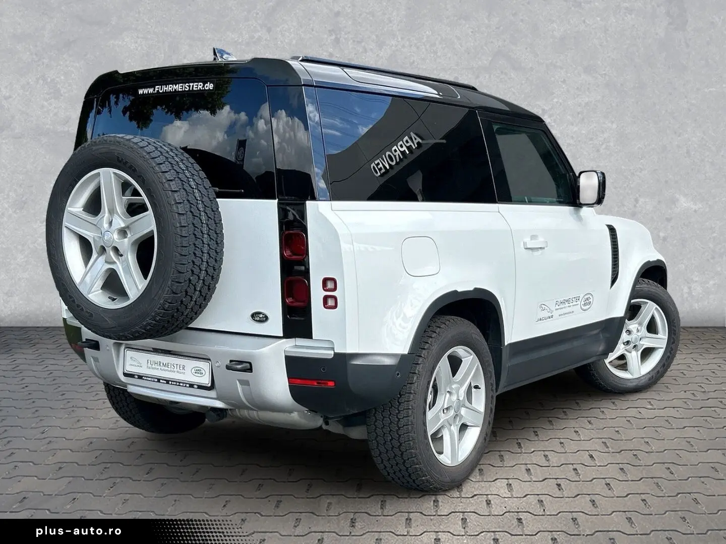 LAND ROVER Defender 90 D250 SE AHK Pano Offroad Paket