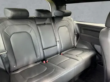 LAND ROVER Defender 90 D250 SE AHK Pano Offroad Paket