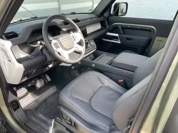 LAND ROVER Defender 3.0  SE 90 Luft Faltdach AHK Sitzbelüft