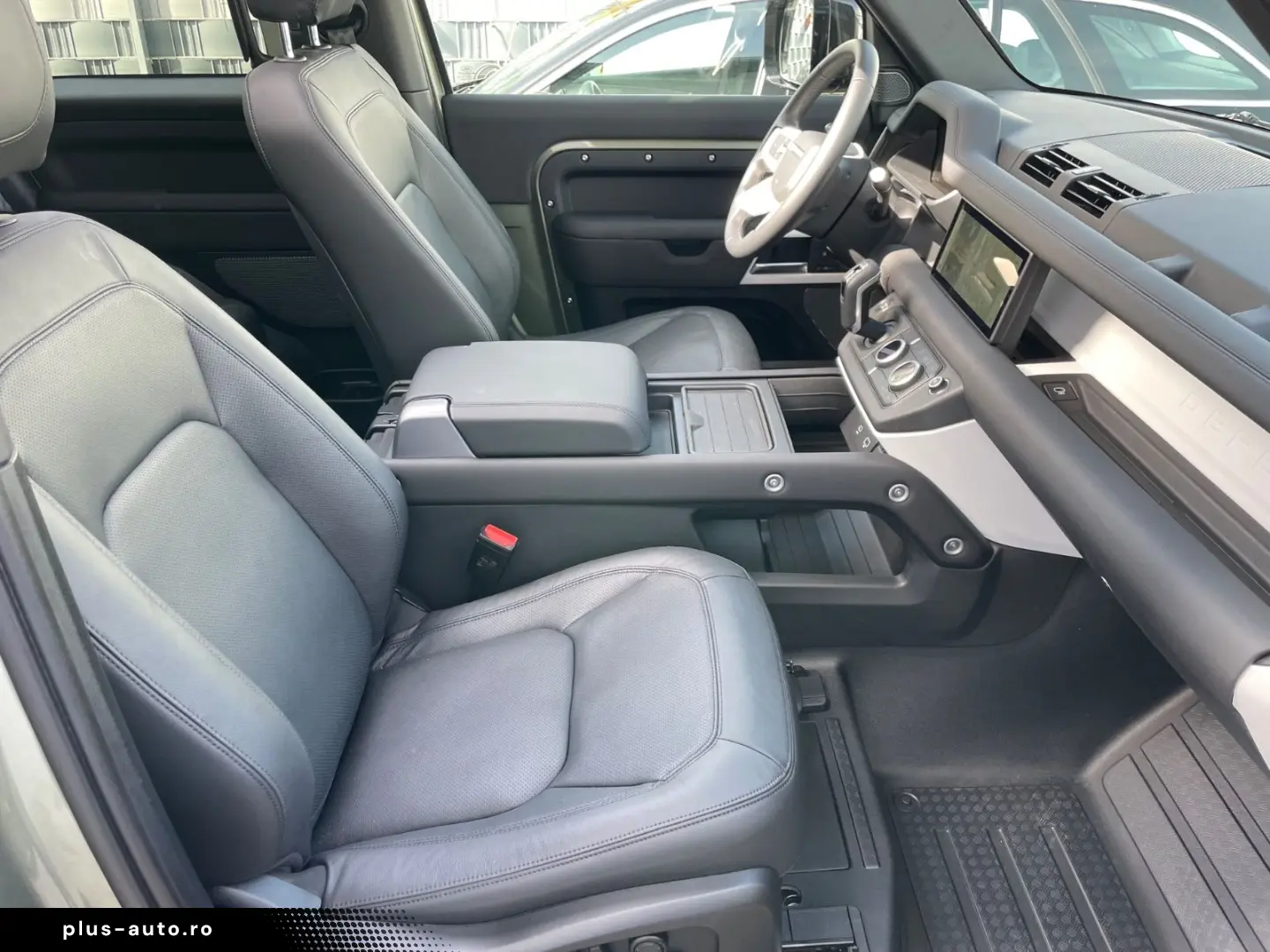 LAND ROVER Defender 3.0  SE 90 Luft Faltdach AHK Sitzbelüft