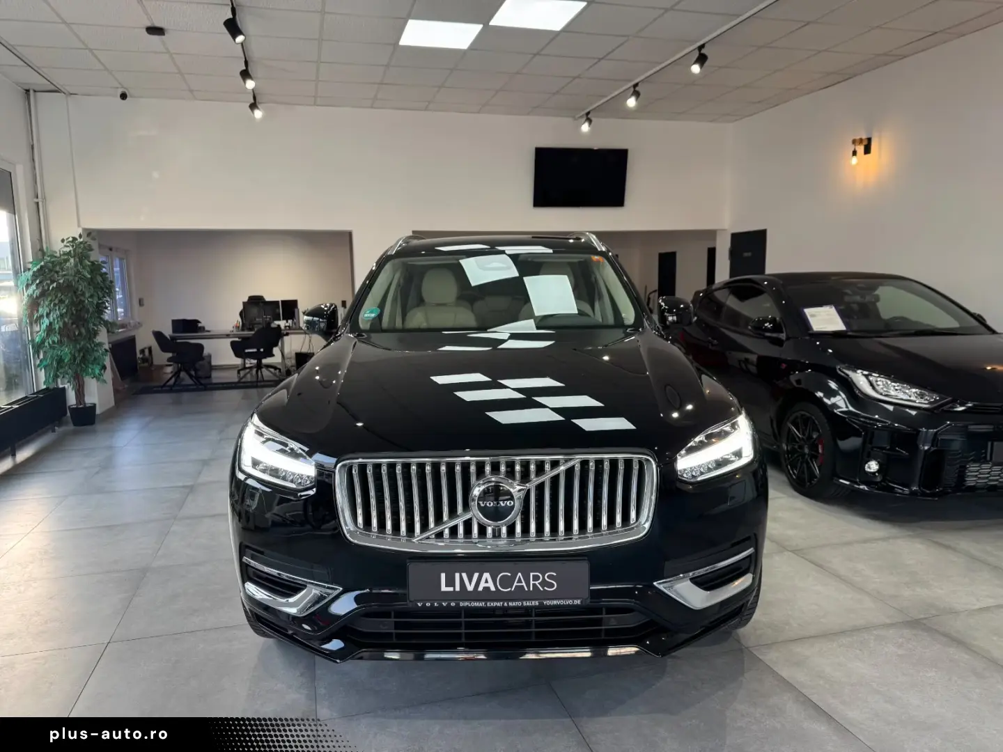 Volvo XC 90 XC90 Core Recharge Plug-In Hybrid AWD