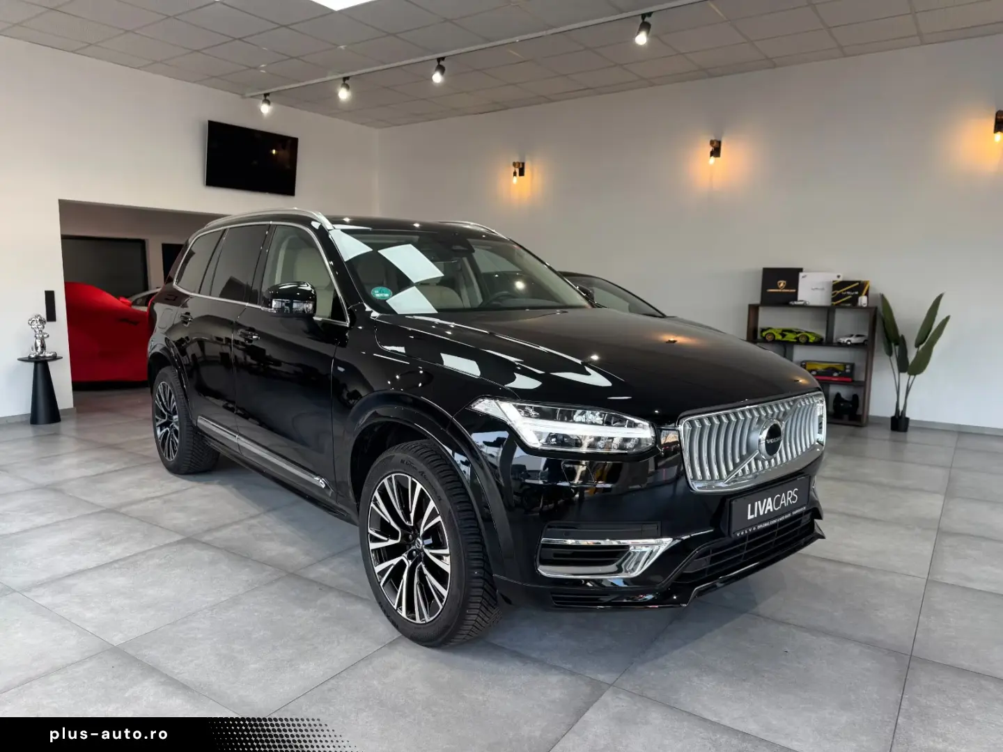 Volvo XC 90 XC90 Core Recharge Plug-In Hybrid AWD