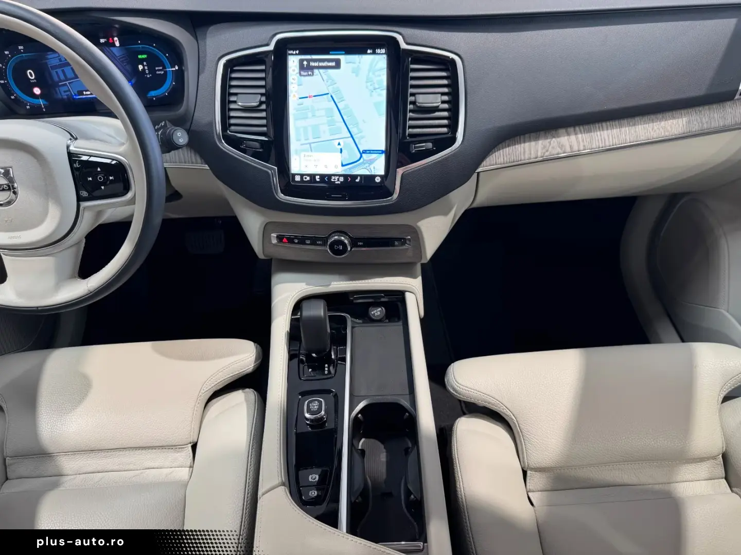 Volvo XC 90 XC90 Core Recharge Plug-In Hybrid AWD