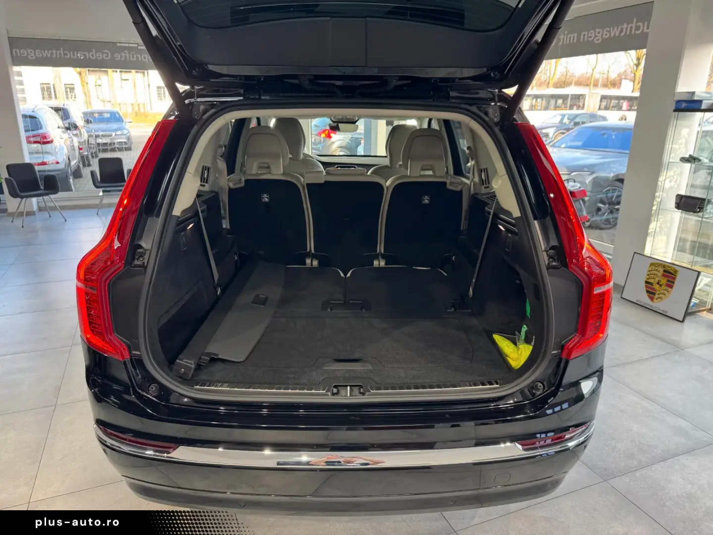 Volvo XC 90 XC90 Core Recharge Plug-In Hybrid AWD