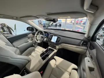 Volvo XC 90 XC90 Core Recharge Plug-In Hybrid AWD