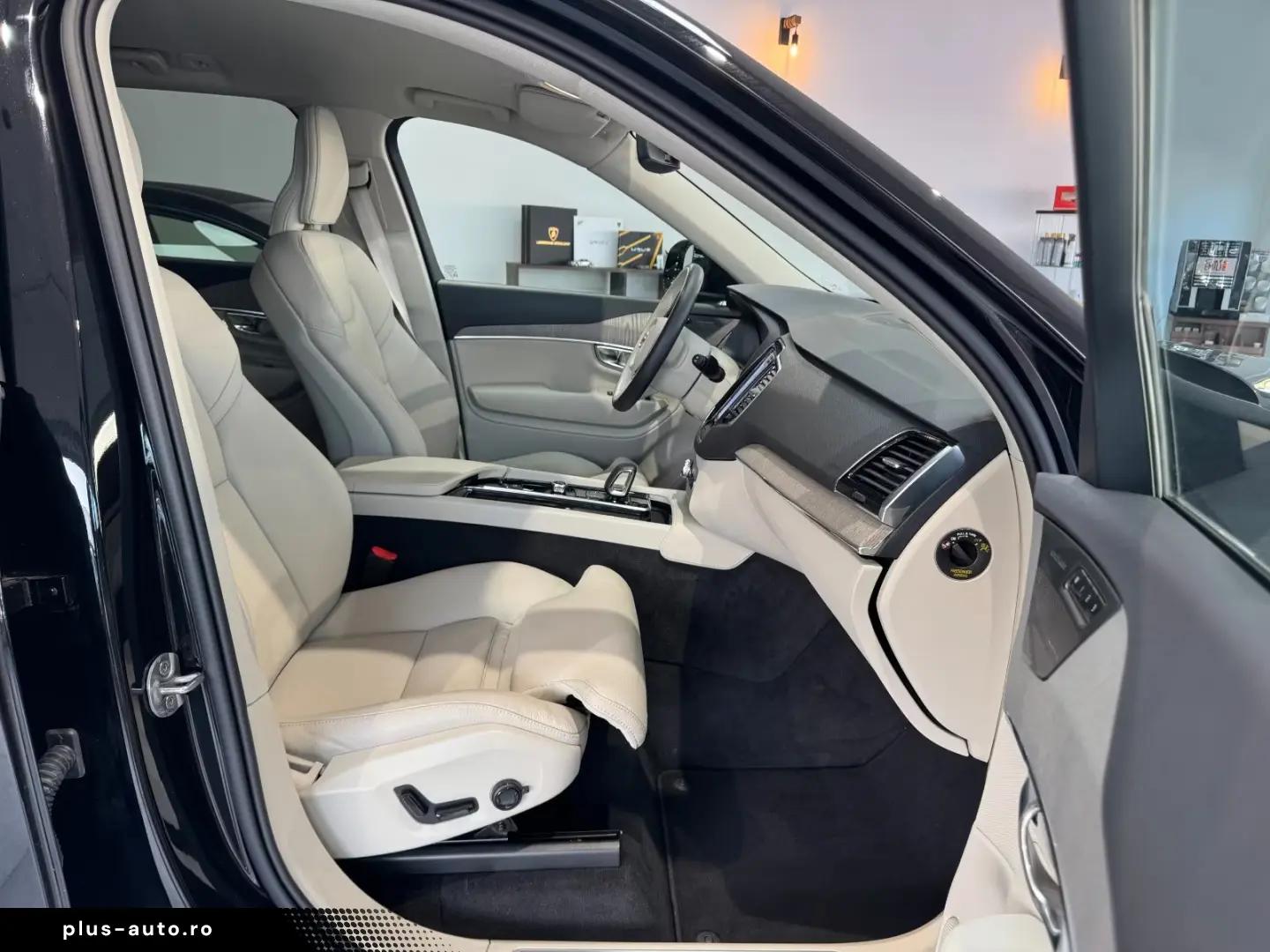 Volvo XC 90 XC90 Core Recharge Plug-In Hybrid AWD