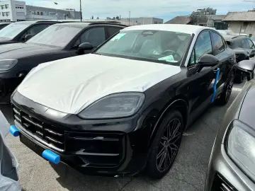 Porsche Cayenne Coupe Black Edition 22  2026