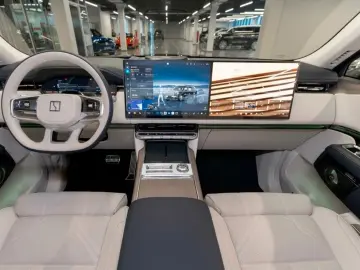 ZEEKR 9X Ultra 70 kWh 898 HP Black Edition FULL