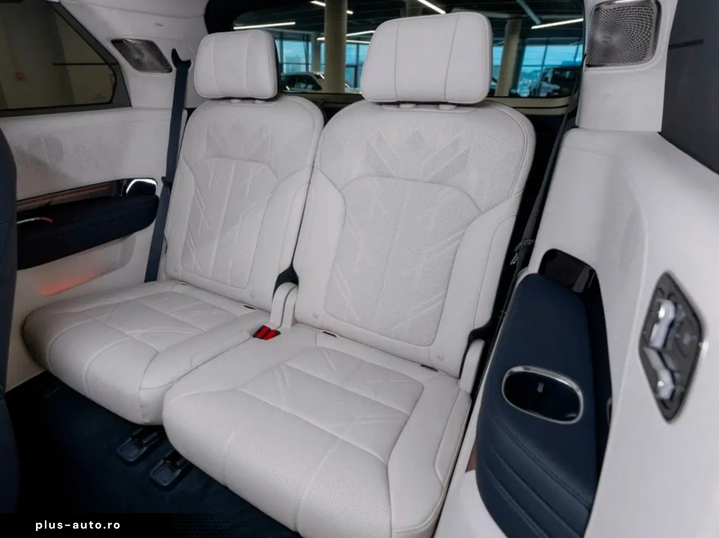 ZEEKR 9X Ultra 70 kWh 898 HP Black Edition FULL