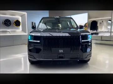 ZEEKR 9X Ultra 70 kWh 898 HP Black Edition FULL