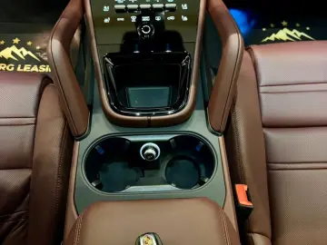 Porsche Cayenne E-Hybrid Black Edition Carbon Turbo