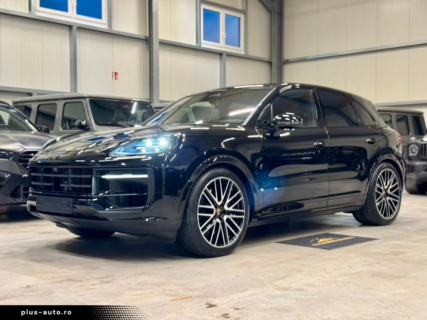 Porsche Cayenne E-Hybrid Black Edition Carbon Turbo
