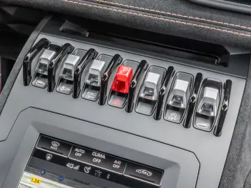 Lamborghini Huracan STO Nero Noctis