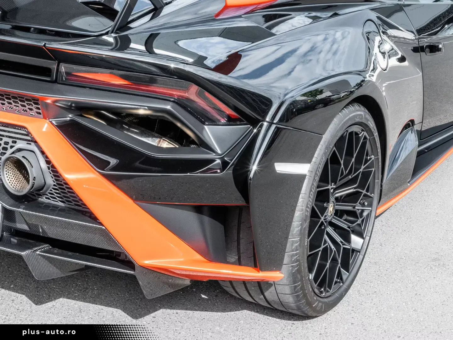 Lamborghini Huracan STO Nero Noctis