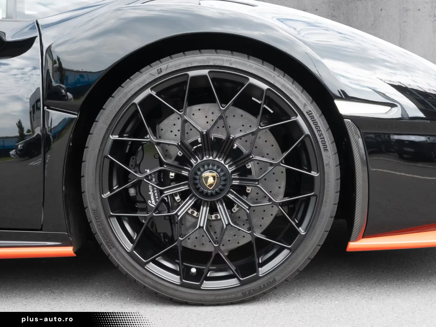 Lamborghini Huracan STO Nero Noctis