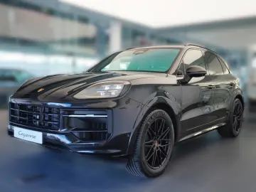 Porsche Cayenne Black Edition SportDesign PassDisplaY