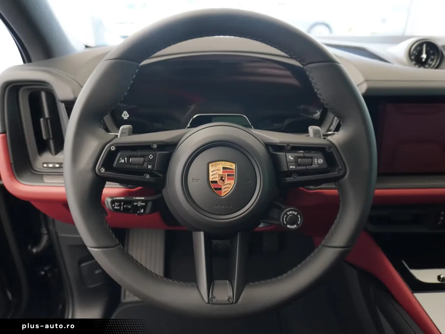 Porsche Cayenne Black Edition SportDesign PassDisplaY