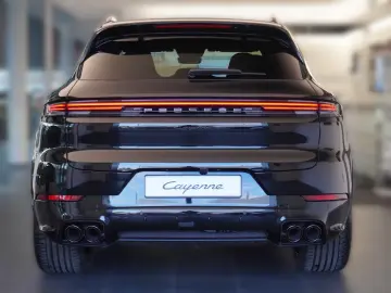 Porsche Cayenne Black Edition SportDesign PassDisplaY