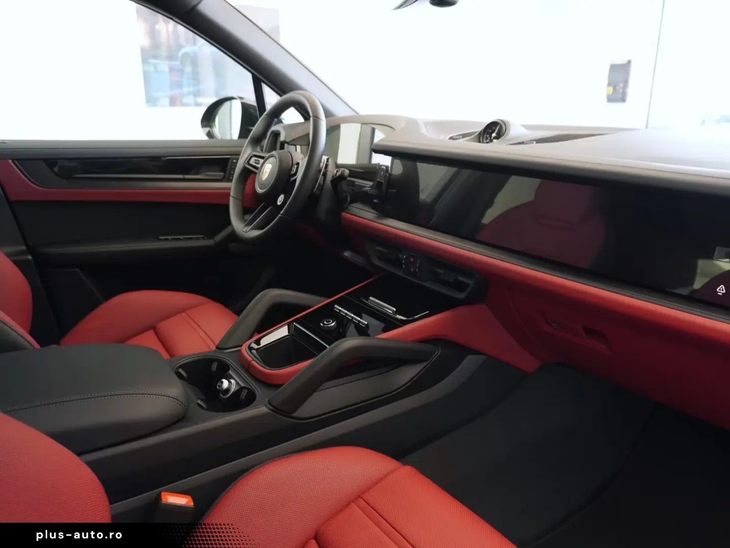 Porsche Cayenne Black Edition SportDesign PassDisplaY