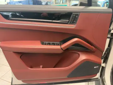 Porsche Cayenne Coupe S Chrono Pano H-Up