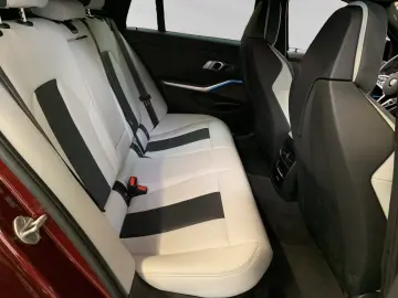 BMW M3 Competition Touring MxDrive Head-Up H K