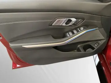 BMW M3 Competition Touring MxDrive Head-Up H K