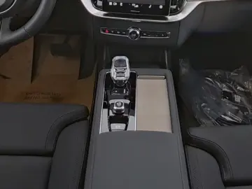 Volvo XC90 FACELIFT Plus Bright Recharge Plug-In Hybri