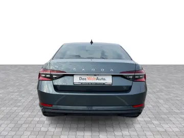 Škoda Superb AMBITION 2.0 TDI DSG