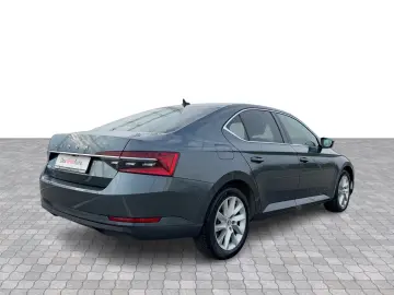 Škoda Superb AMBITION 2.0 TDI DSG