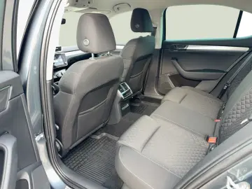 Škoda Superb AMBITION 2.0 TDI DSG